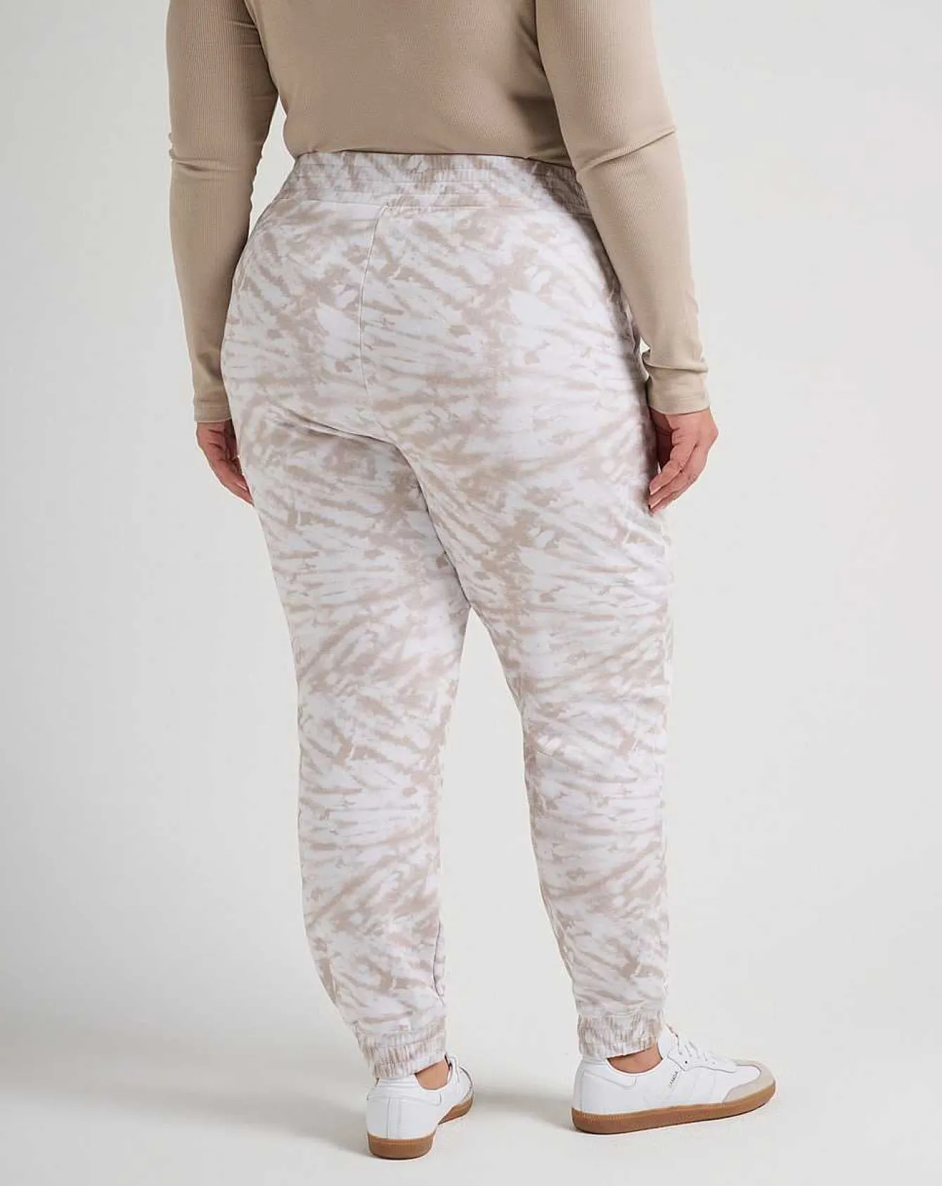 Flora And Fauna Cloud Fleece Jogger