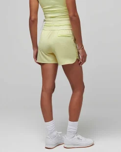 Queenstown Moveknit Short