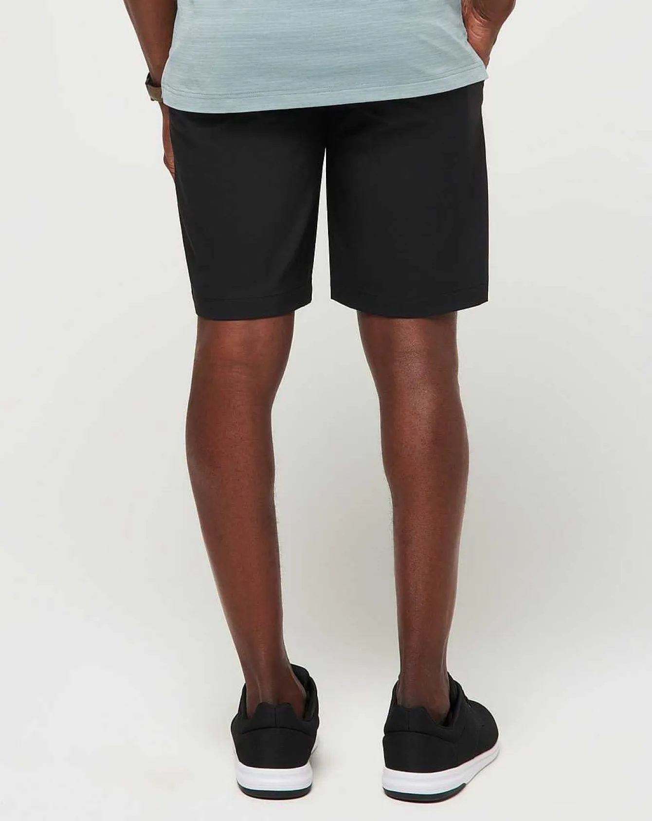 Wanderlust Short 9In
