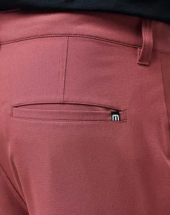 Wanderlust Short 9In